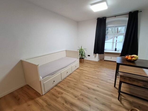 Wohnung zur Miete 399 € 1 Zimmer 25,5 m² EG frei ab 01.04.2026 Unteralling 1 Unteralling Sinzing 93161