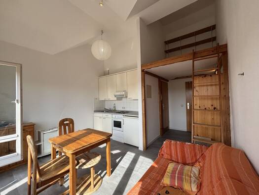 Wohnung zum Kauf 129.000 € 1 Zimmer 22,4 m² 3 Geschosse Höfingen Leonberg 71229