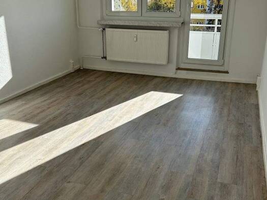 Wohnung zur Miete 430 € 4 Zimmer 71,8 m² 4. Geschoss Ludwig-Herzfeld-Straße 12 Silberhöhe Halle (Saale) 06132