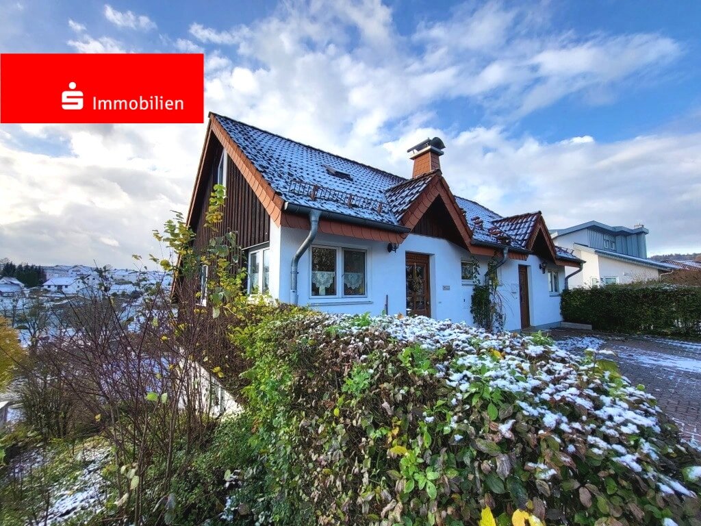 Mehrfamilienhaus zum Kauf 469.000 € 9 Zimmer 205 m²<br/>Wohnfläche 759 m²<br/>Grundstück ab sofort<br/>Verfügbarkeit Melsungen Melsungen 34212