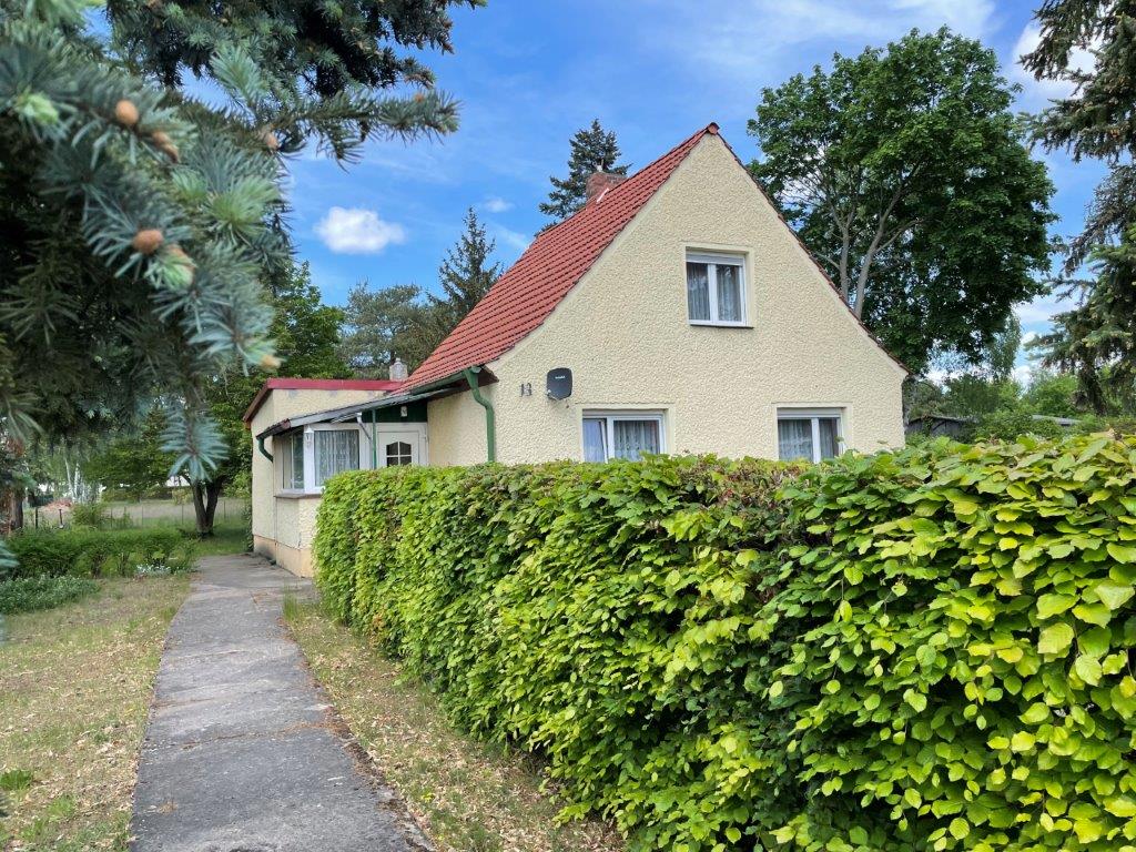 Einfamilienhaus zum Kauf 290.000 € 4 Zimmer 99,8 m²<br/>Wohnfläche 1.306 m²<br/>Grundstück Bötzow Oberkrämer 16727