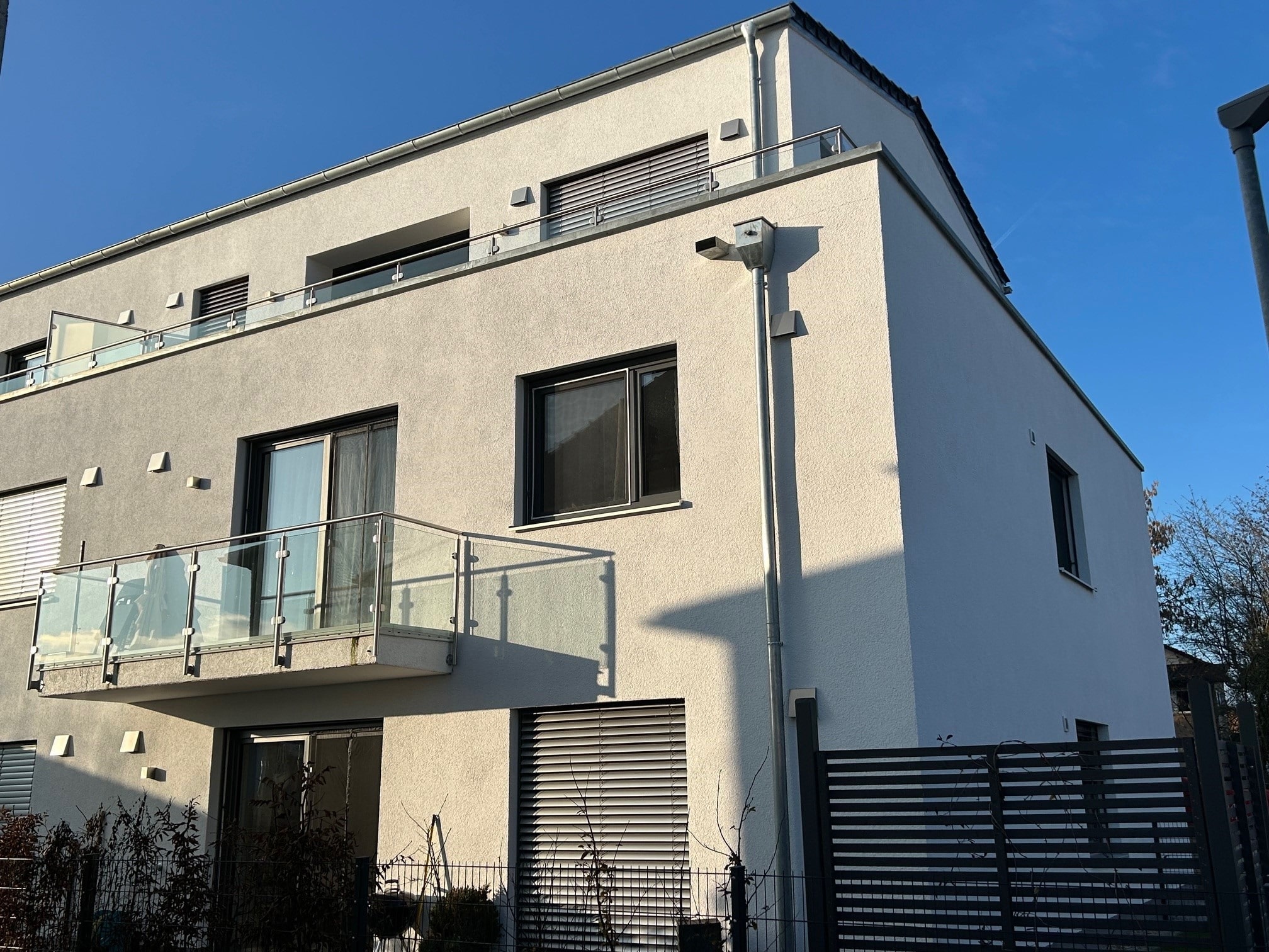 Wohnung zur Miete 845 € 3 Zimmer 85,4 m²<br/>Wohnfläche 1.<br/>Geschoss 01.03.2025<br/>Verfügbarkeit Plattling Plattling 94447