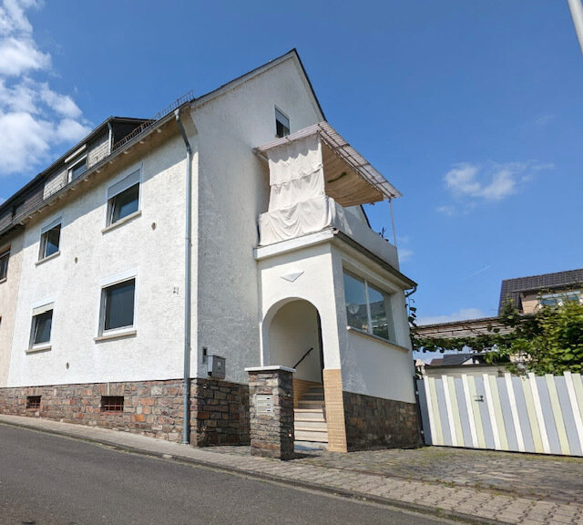 Mehrfamilienhaus zum Kauf 498.000 € 9 Zimmer 239 m²<br/>Wohnfläche 373 m²<br/>Grundstück Winkel Oestrich-Winkel 65375