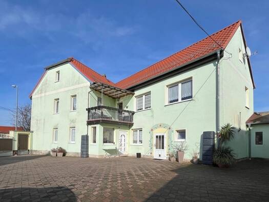 Einfamilienhaus zum Kauf 280.000 € 7 Zimmer 233 m² 636 m² Grundstück Oberroßla/Rödigsdorf Apolda / Rödigsdorf 99510