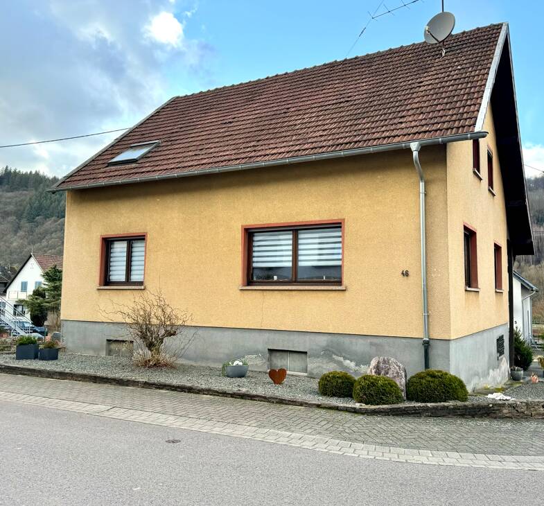 Haus zum Kauf 299.000 € 160 m² 354 m² Grundstück frei ab sofort feldstrasse 46 Saarhölzbach Mettlach 66693