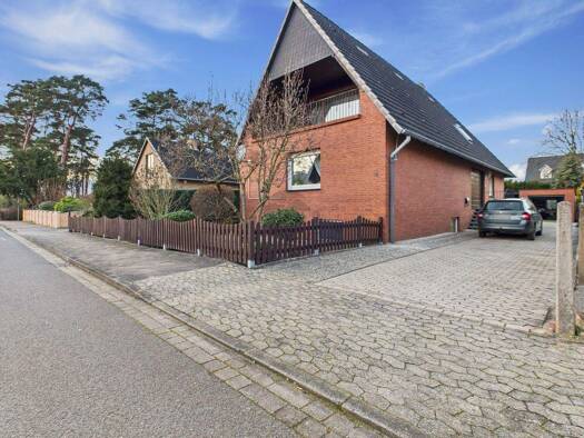 Mehrfamilienhaus zum Kauf 458.000 € 6 Zimmer 220 m² 974 m² Grundstück Abbensen Wedemark 30900