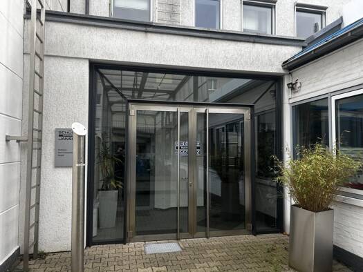 Bürofläche zur Miete provisionsfrei 7,50 € 334 m² Bürofläche teilbar ab 334 m² Bergerhausen Essen 45136