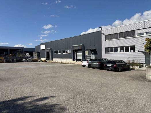 Lagerhalle zur Miete 15.120 € 3.600 m² Lagerfläche teilbar ab 1.650 m² Donzdorf Donzdorf 73072