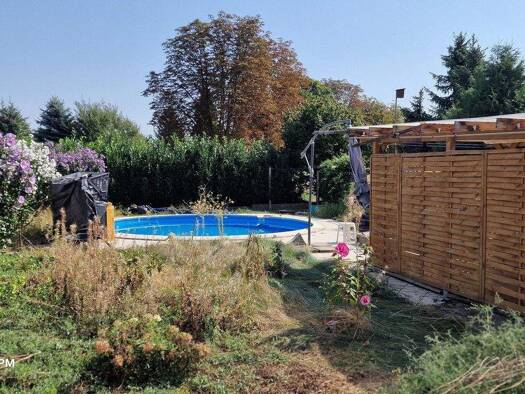 Doppelhaushälfte zum Kauf 120.000 € 3 Zimmer 86 m² 715 m² Grundstück Teuchern 06682