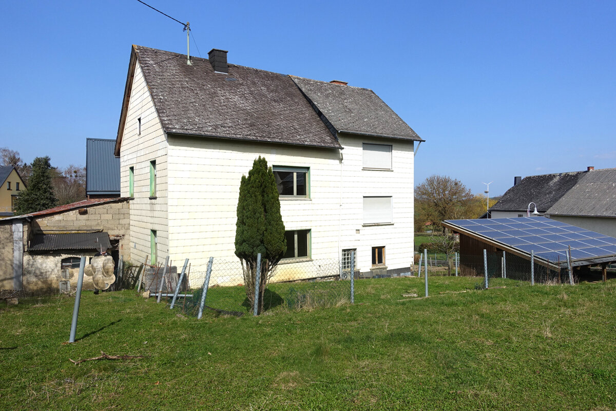 Einfamilienhaus zum Kauf 165.000 € 7 Zimmer 160 m²<br/>Wohnfläche 1.400 m²<br/>Grundstück Zettingen 56761