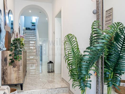 Reihenmittelhaus zum Kauf 4 Zimmer 144 m² 139 m² Grundstück Altstadt-Mitte Oberhausen 46045