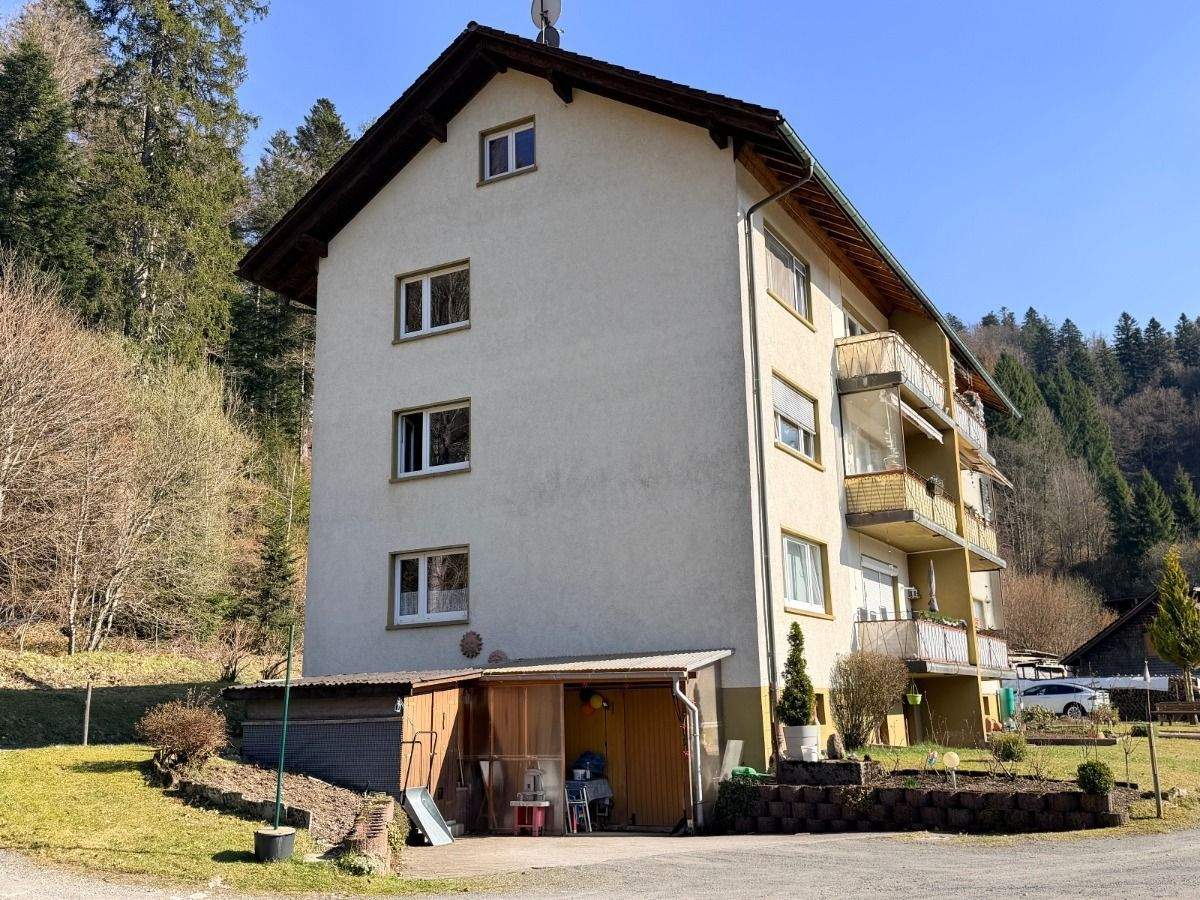 Immobilie in Todtmoos - Solides Renditeobjekt: Voll vermietetes MFH mit Ausbaupotenzial auf großem Grundstück - Bild 2