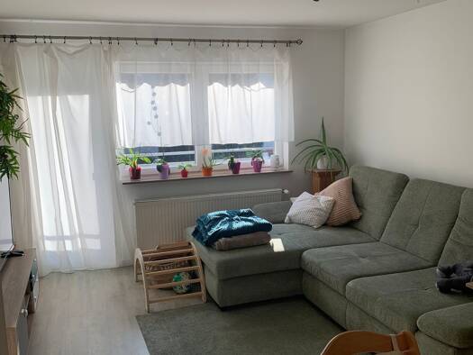 Wohnung zur Miete 850 € 3,5 Zimmer 88 m² Geschoss 1/2 frei ab 01.04.2026 Höchberger Straße 8 Waldbüttelbrunn 97297