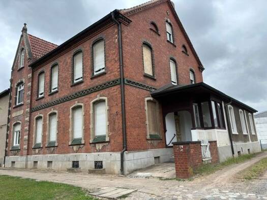 Wohnung zur Miete 460 € 3 Zimmer 72 m² 2. Geschoss frei ab 01.09.2026 Arneburg 39596
