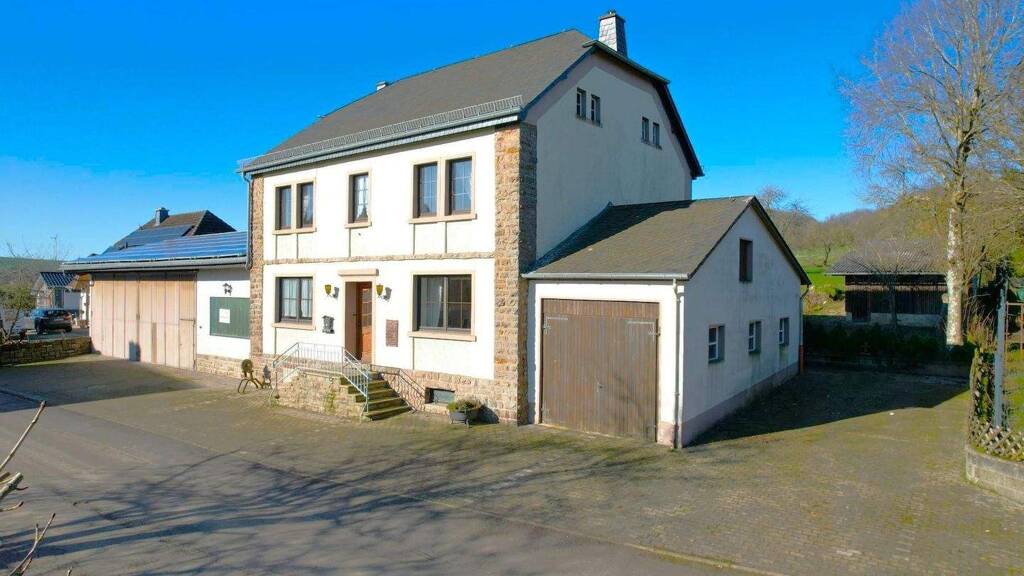 Einfamilienhaus zum Kauf 347.000 € 7 Zimmer 178 m² 6.197 m² Grundstück frei ab sofort Laucherbach Niederlauch 54614