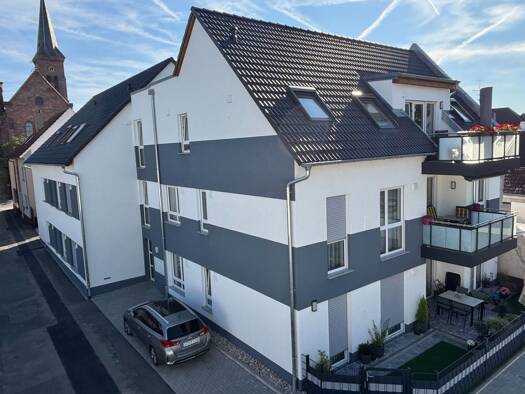 Wohnung zur Miete 1.815 € 4 Zimmer 121 m² Geschoss 1/3 frei ab 01.11.2025 Vordergasse 45 Jügesheim Rodgau 63110