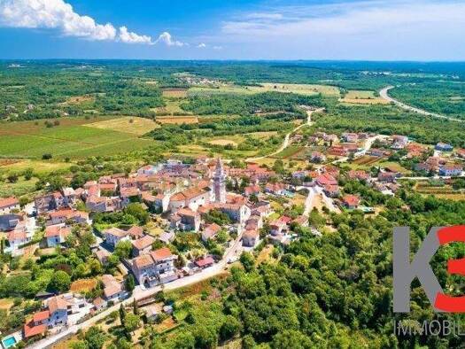 Gewerbegrundstück zum Kauf 146.600 € 733 m² Grundstück Visnjan 52463