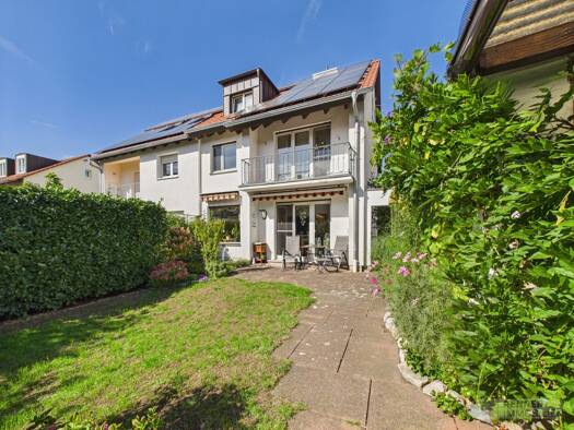 Doppelhaushälfte zum Kauf 649.000 € 5 Zimmer 130 m² 305 m² Grundstück Nordostbahnhof Nürnberg 90491