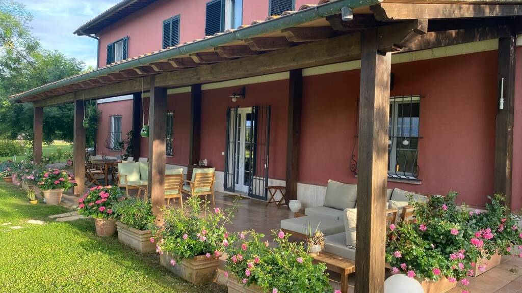 Villa zum Kauf 1.800.000 € 644 m² 30.000 m² Grundstück frei ab sofort roccastrada