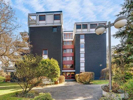 Wohnung zur Miete 700 € 4 Zimmer 95,9 m² 2. Geschoss Rengsdorf 56579