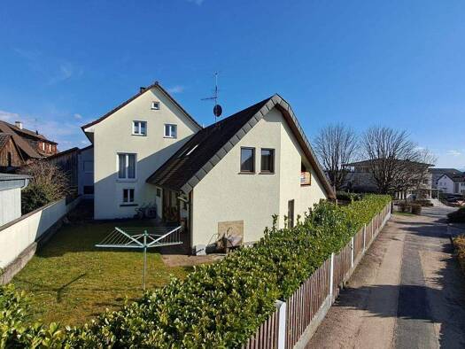 Einfamilienhaus zum Kauf 499.000 € 4,5 Zimmer 134 m² 390 m² Grundstück Bahnhofstraße 15/2 Efringen-Kirchen 79588