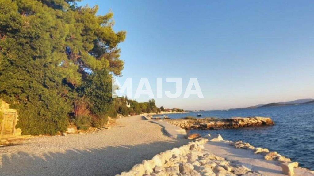 Einfamilienhaus zum Kauf 640.000 € 4 Zimmer 88 m² 683 m² Grundstück Zadar 23207