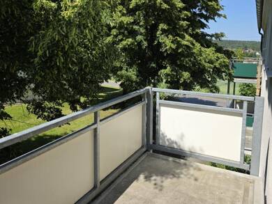 Wohnung zur Miete 499 € 4 Zimmer 86 m² Dorfhain 01738