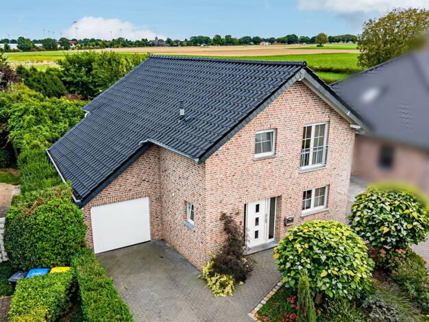 Einfamilienhaus zum Kauf 449.000 € 5 Zimmer 116,6 m² 836 m² Grundstück Waldfeucht 52525