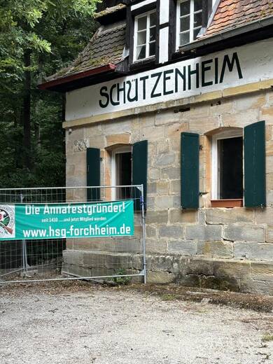 Restaurant zum Kauf 349.628 € 327 m² Gastrofläche 400 m² Grundstück Forchheim Forchheim 91301