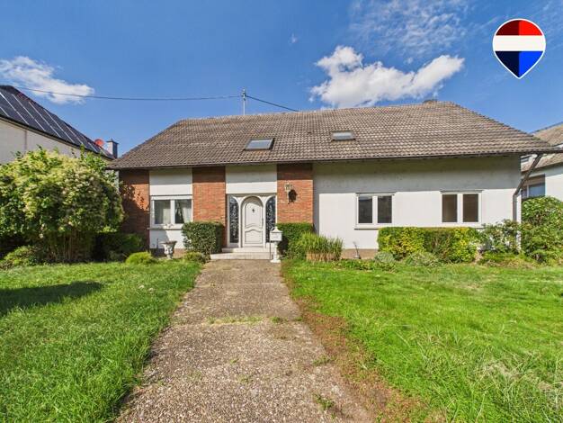 Einfamilienhaus zum Kauf 499.000 € 10 Zimmer 282 m² 1.600 m² Grundstück Roden Saarlouis 66740