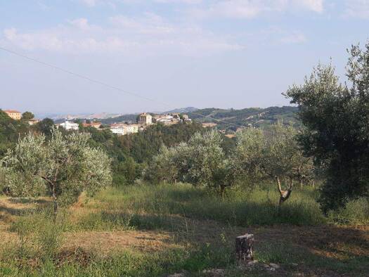 Einfamilienhaus zum Kauf 130.000 € 2 Zimmer 100 m² 30.000 m² Grundstück frei ab sofort Appignano 62010