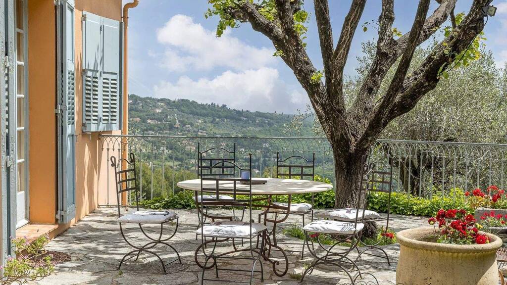 Einfamilienhaus zum Kauf 1.157.000 € 6 Zimmer 200 m² 9.418 m² Grundstück GRASSE 06130