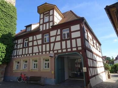 Laden zum Kauf 450.000 € 6 Zimmer 143 m² Verkaufsfläche Herzogenaurach Herzogenaurach 91074