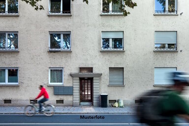 Mehrfamilienhaus zum Kauf 13.000 € 1 Zimmer 372 m² 470 m² Grundstück Netzschkau Netzschkau 08491