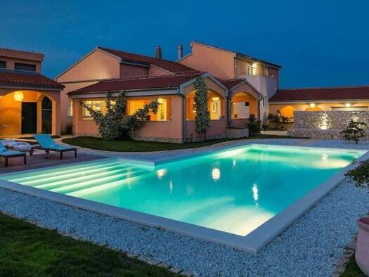 Villa zum Kauf - Erstbezug 1.200.000 € 5 Zimmer 730 m² Škabrnja 23223