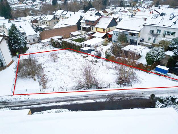 Grundstück zum Kauf 130.000 € 584 m² Grundstück frei ab sofort Am Lerchesberg 2 Schwalbach 66773