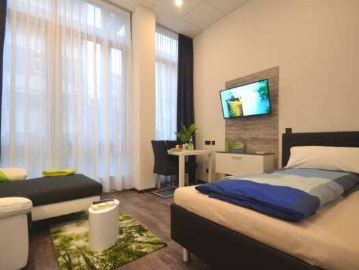 Studio zur Miete Wohnen auf Zeit 995 € 1 Zimmer 21 m² Weißenburger Straße 28 Innenstadt Aschaffenburg 63741