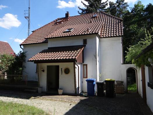 Einfamilienhaus zum Kauf 170.000 € 5,5 Zimmer 100 m² 700 m² Grundstück frei ab sofort Thüringer Weg 14 Niesky 02906