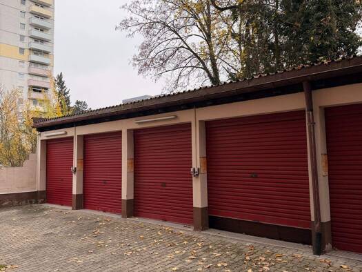 Stellplatz zur Miete provisionsfrei 60 € Friedenstraße 4 Nordstadt Fürth 90763