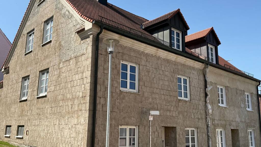 Doppelhaushälfte zum Kauf - Erstbezug 490.000 € 8 Zimmer 235 m² 912 m² Grundstück Harburg Harburg (Schwaben) 86655