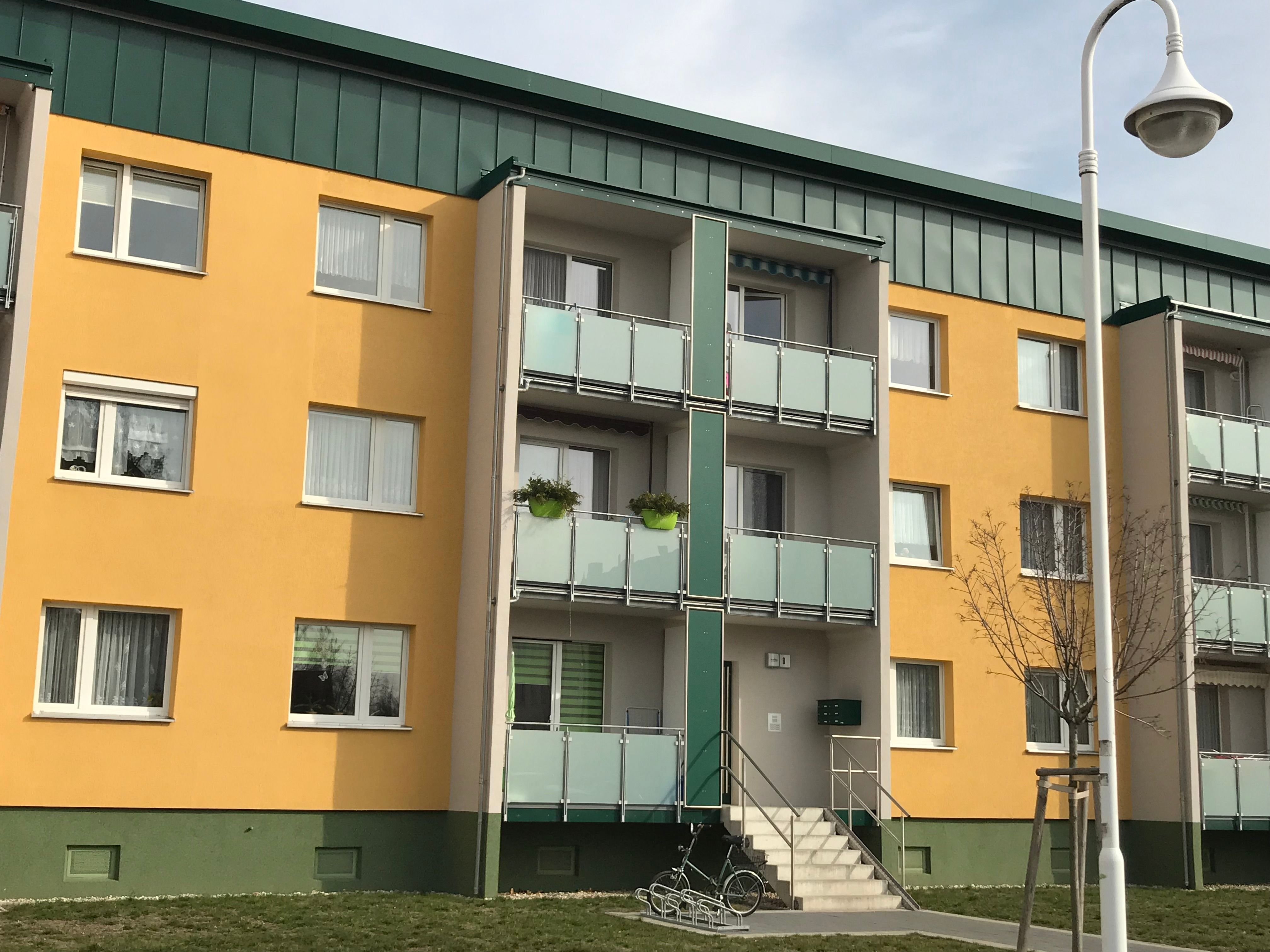 Wohnung zur Miete 352 € 3 Zimmer 55,8 m²<br/>Wohnfläche 1.<br/>Geschoss Straße der Jugend 11 Sandersdorf Sandersdorf-Brehna 06792