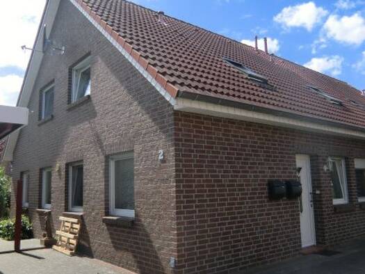 Wohnung zur Miete 430 € 2 Zimmer 60 m² frei ab sofort Neermoor Moormerland 26802