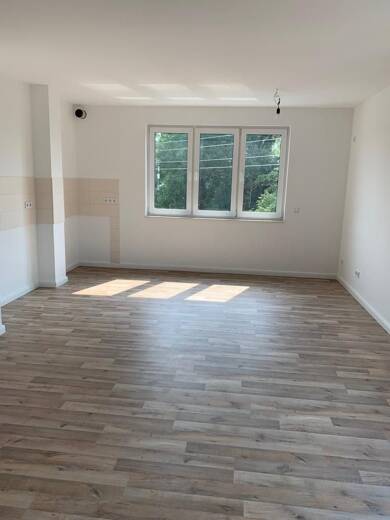 Wohnung zur Miete 630 € 3 Zimmer 73,3 m² 1. Geschoss frei ab sofort Königstr. 84 Ottersleben Magdeburg 39116