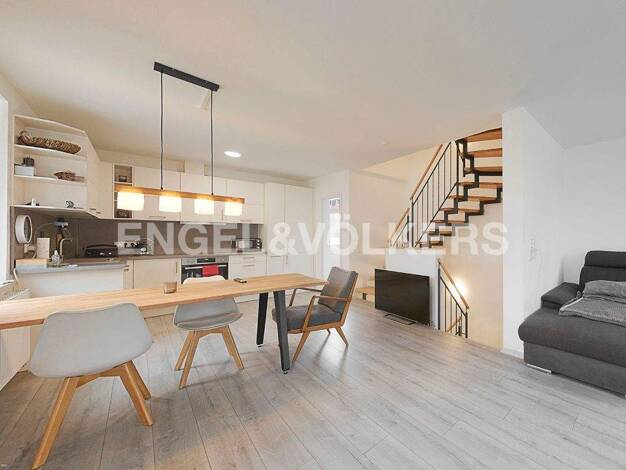 Reihenendhaus zum Kauf 340.000 € 4 Zimmer 103 m² 72 m² Grundstück Oberndorf Schweinfurt 97424