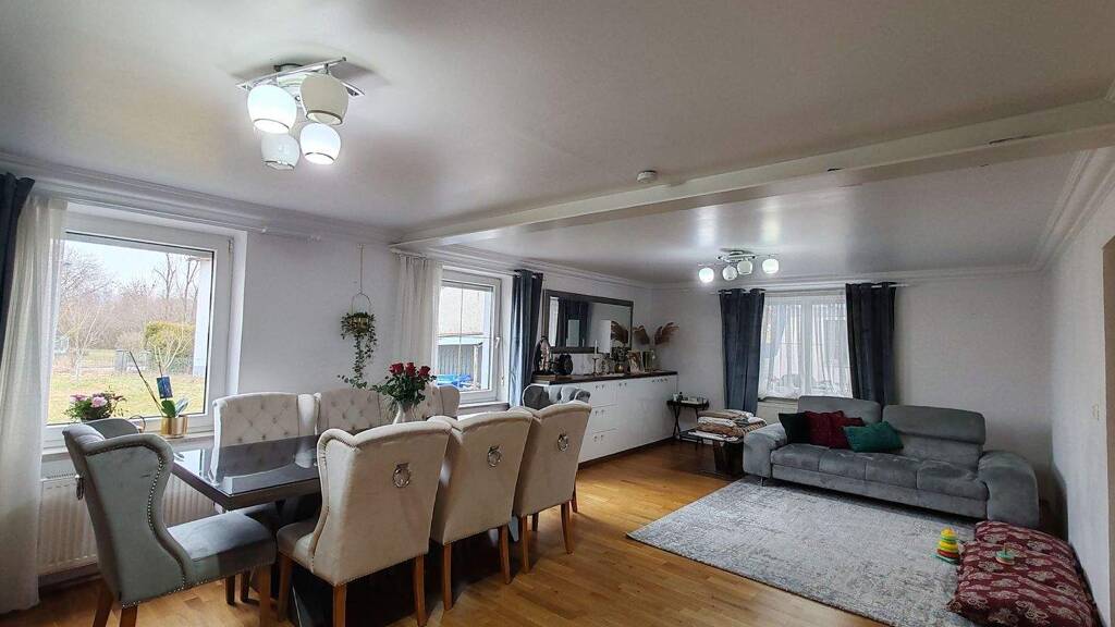 Einfamilienhaus zum Kauf 498.000 € 8 Zimmer 170 m² 400 m² Grundstück Gendorf Burgkirchen an der Alz 84508