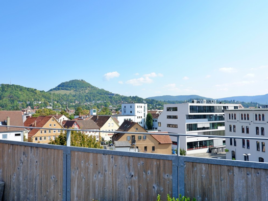Wohnung zur Miete 1.380 € 4,5 Zimmer 117 m² Geschoss 3/4 frei ab 01.03.2026 Innenstadt Reutlingen 72764