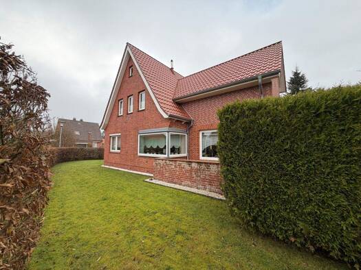 Einfamilienhaus zum Kauf 249.000 € 6 Zimmer 87 m² 760 m² Grundstück Schumannstraße 2 Otterndorf 21762