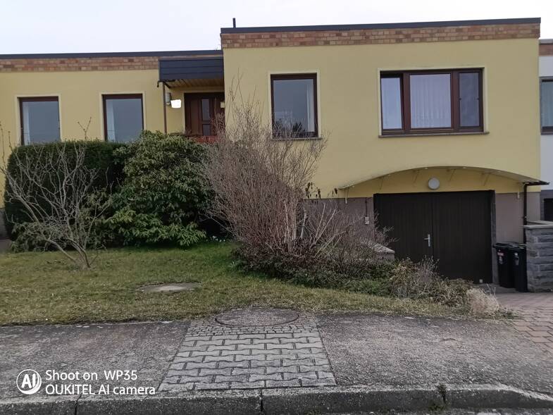 Haus zum Kauf 169.500 € 4 Zimmer 90 m² 435 m² Grundstück frei ab sofort Breitscheidstraße Senftenberger Vorstadt Hoyerswerda 02977