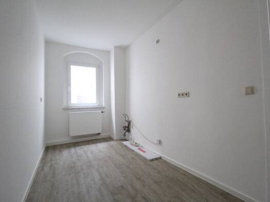 Wohnung zur Miete 300 € 2 Zimmer 60 m² 1. Geschoss Penig Penig 09322