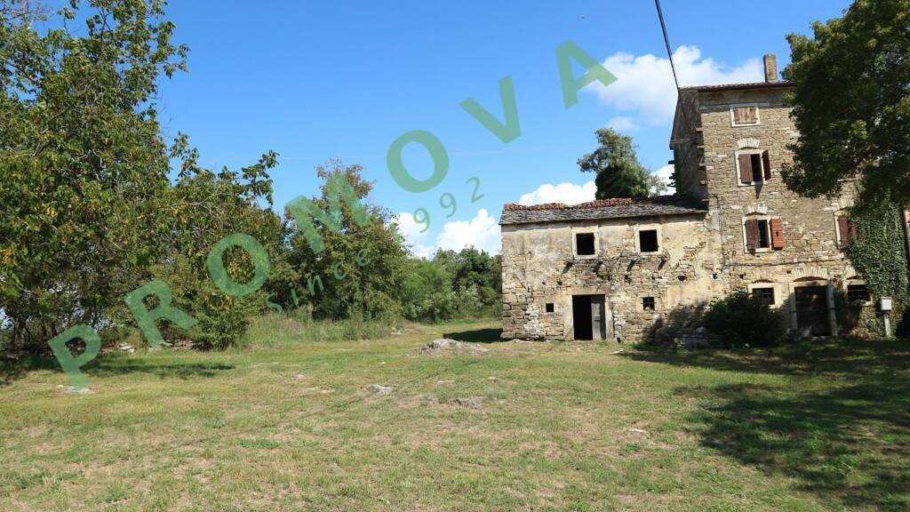 Haus zum Kauf 180.000 € 200 m² 850 m² Grundstück Groznjan